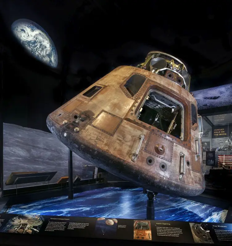 Apollo 11 Kommandomodul Columbia in der neuen Ausstellung Destination Moon