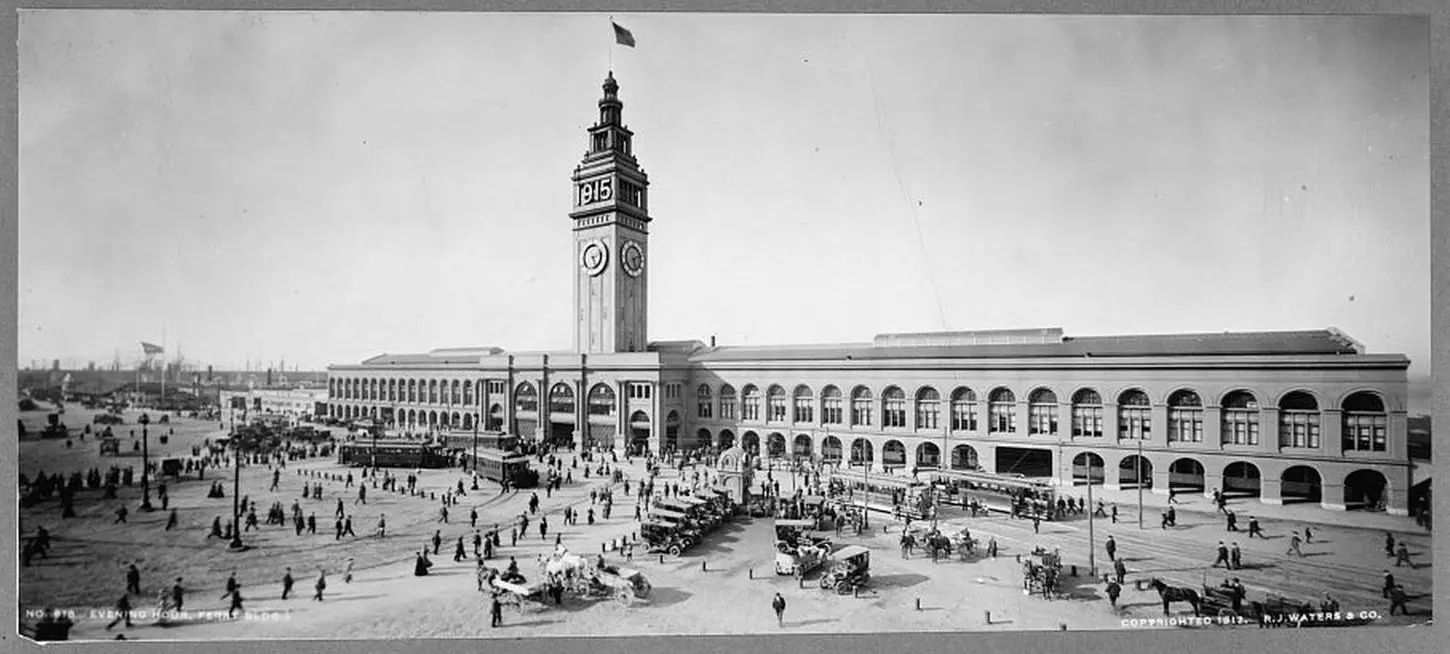 Das San Francisco Ferry Building im Jahr 1912