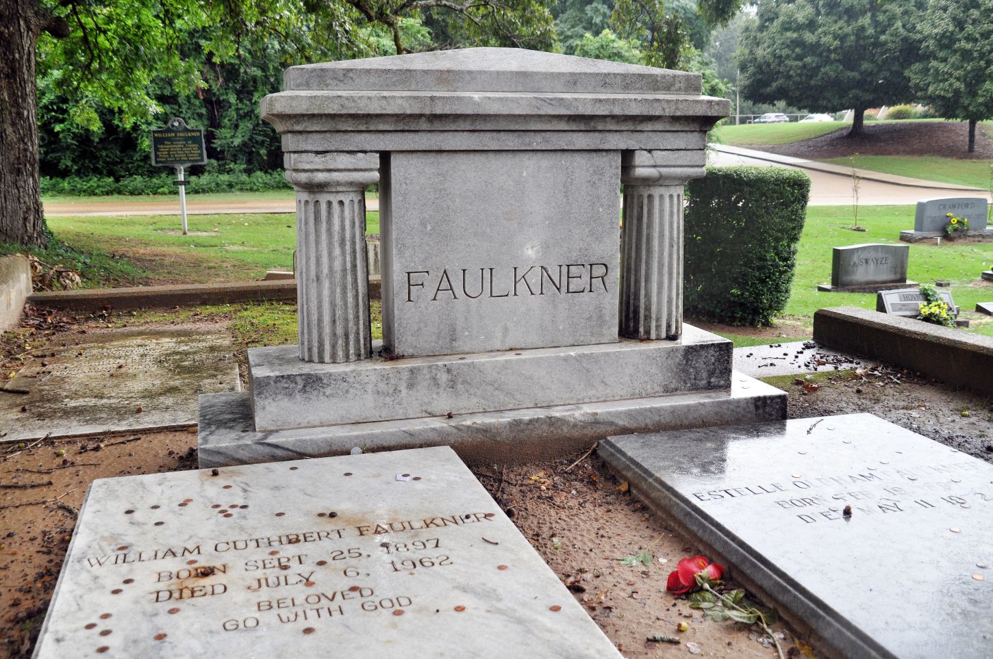 Die letzte Ruhestätte William Faulkners