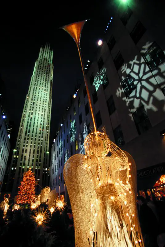 Vor dem Rockefeller Center
