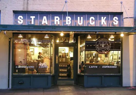 Starbucks - die alte Filiale am Pike Place Market