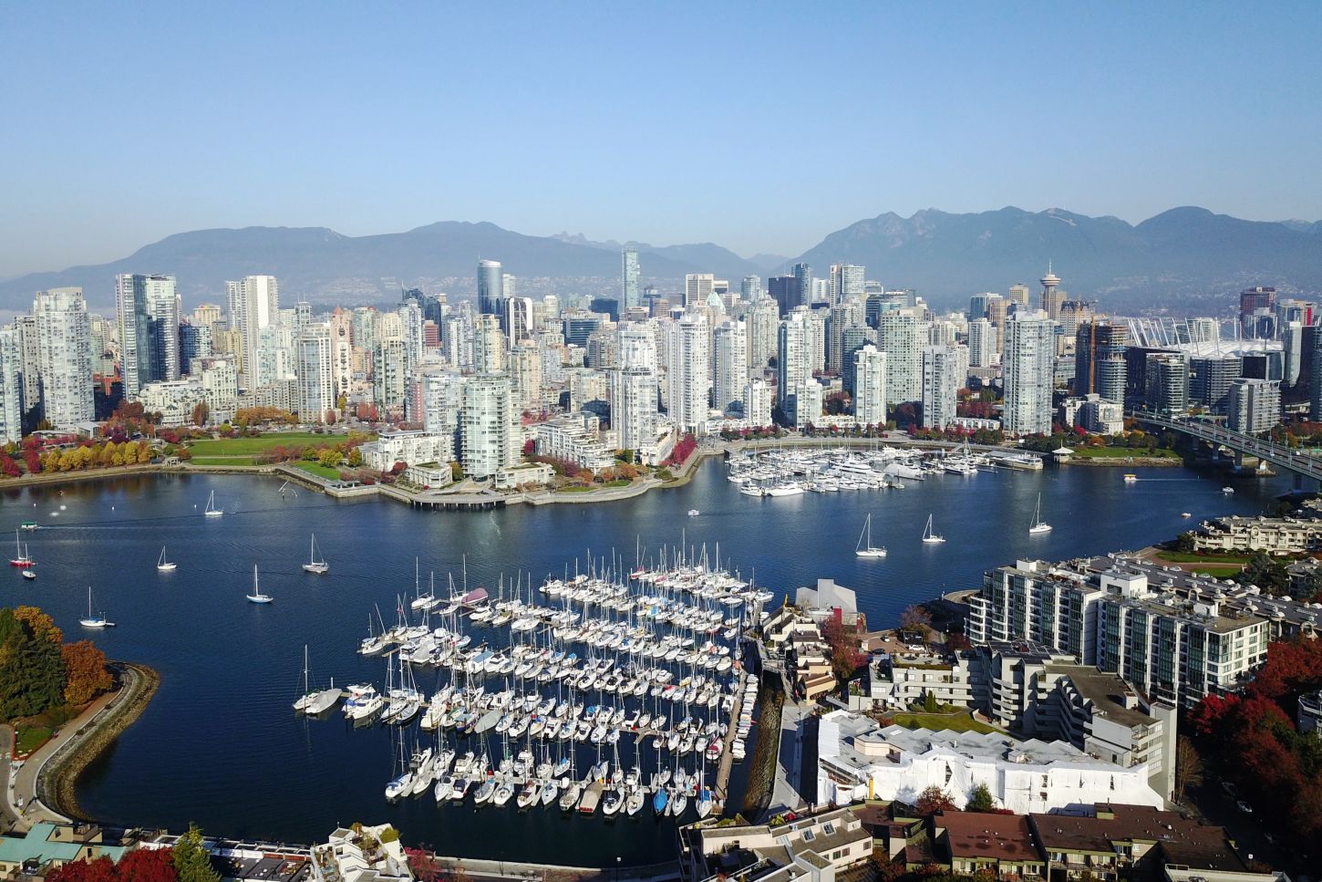 Blick auf Vancouver und den Hafen