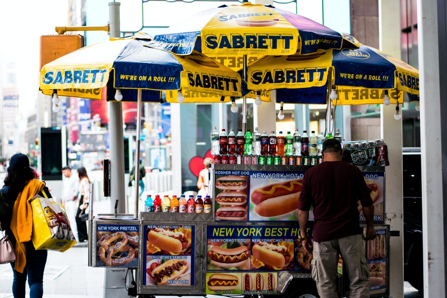 Typisch für New York: die Hot Dog Stände