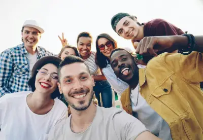 Neue Freundschaften erweitern den persönlichen Horizont