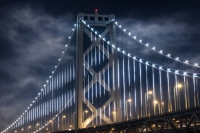 Neue Lichtershow über der Bucht: San Franciscos Bay Bridge leuchtet wieder