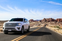 Der ultimative amerikanische Roadtrip: Warum luxuriöse Innenausstattung das Langstreckenfahren neu definiert